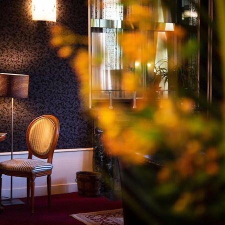 Hotel Des Bains 엑스레뱅 외부 사진