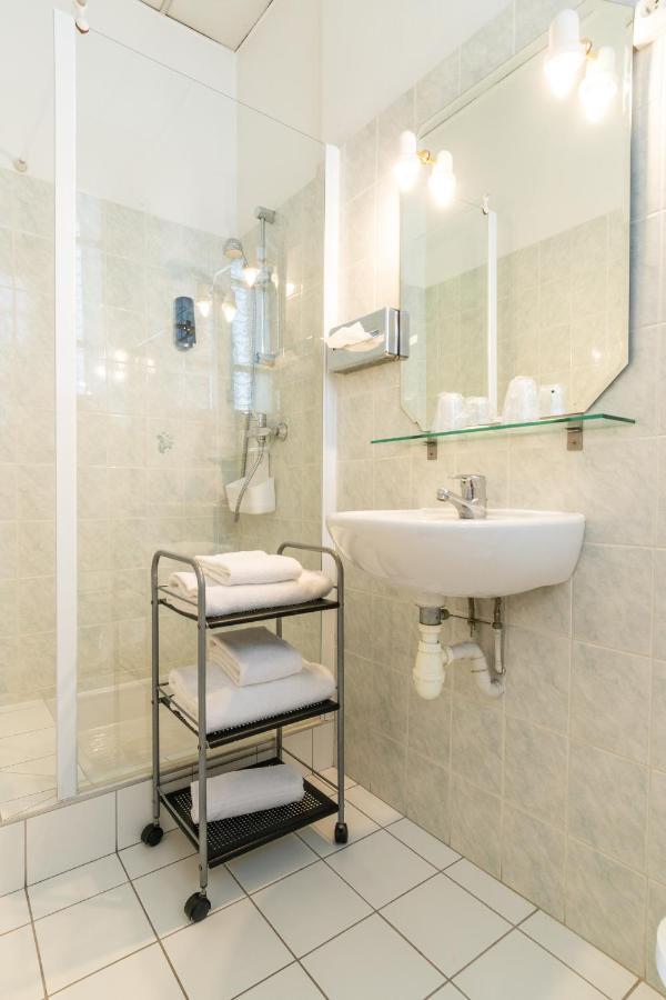 Hotel Des Bains 엑스레뱅 외부 사진