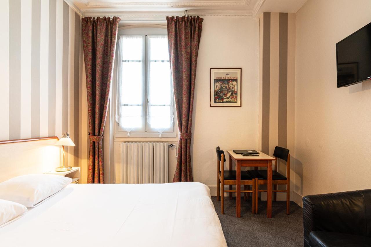 Hotel Des Bains 엑스레뱅 외부 사진