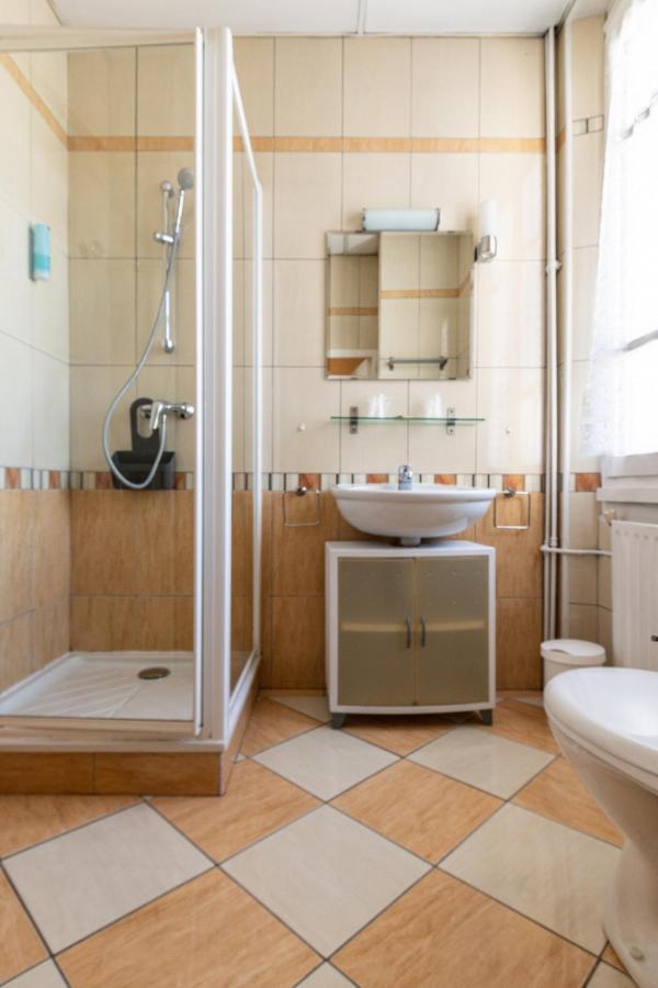 Hotel Des Bains 엑스레뱅 외부 사진