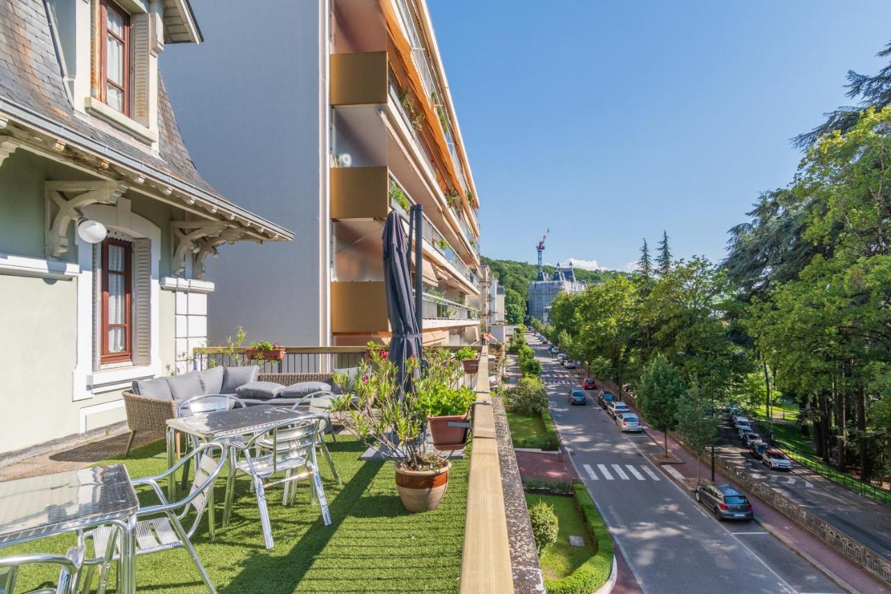 Hotel Des Bains 엑스레뱅 외부 사진