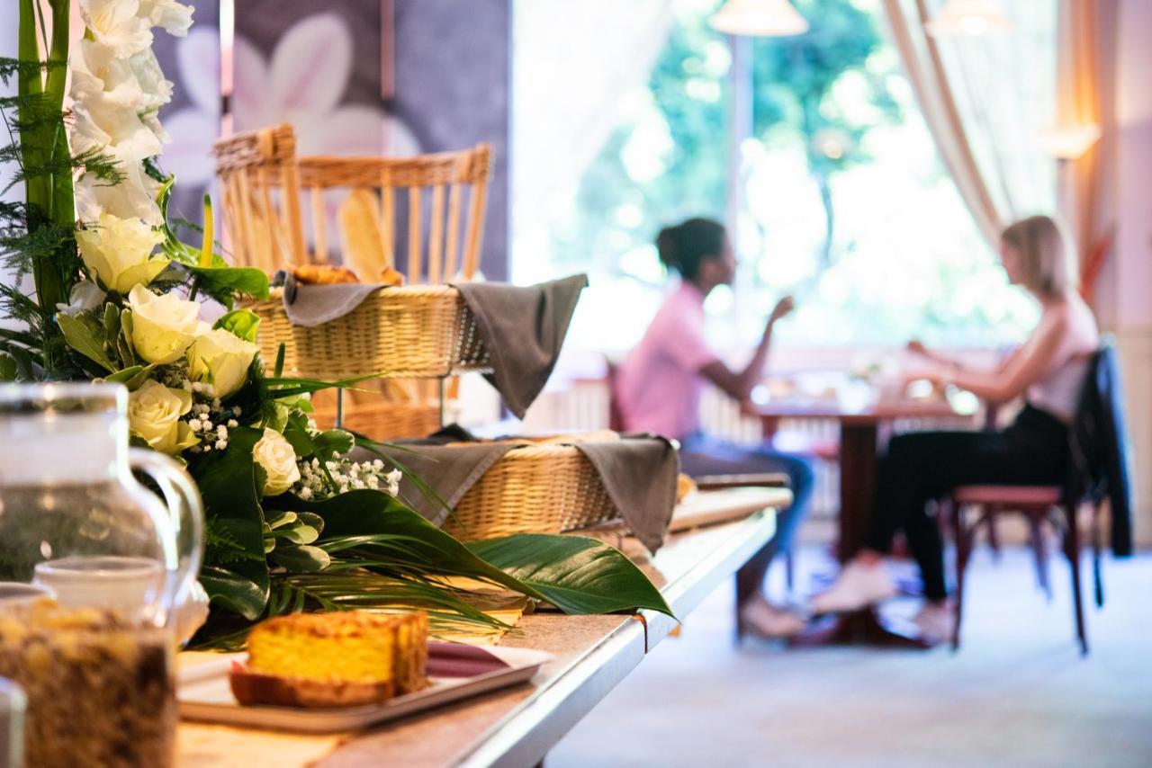 Hotel Des Bains 엑스레뱅 외부 사진